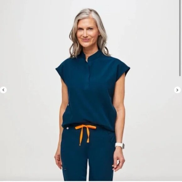 FIGS Rafaela Scrub Top – Deep Reef | Size M | NWT (PO# 4891 Limited Edition) - Picture 7 of 9